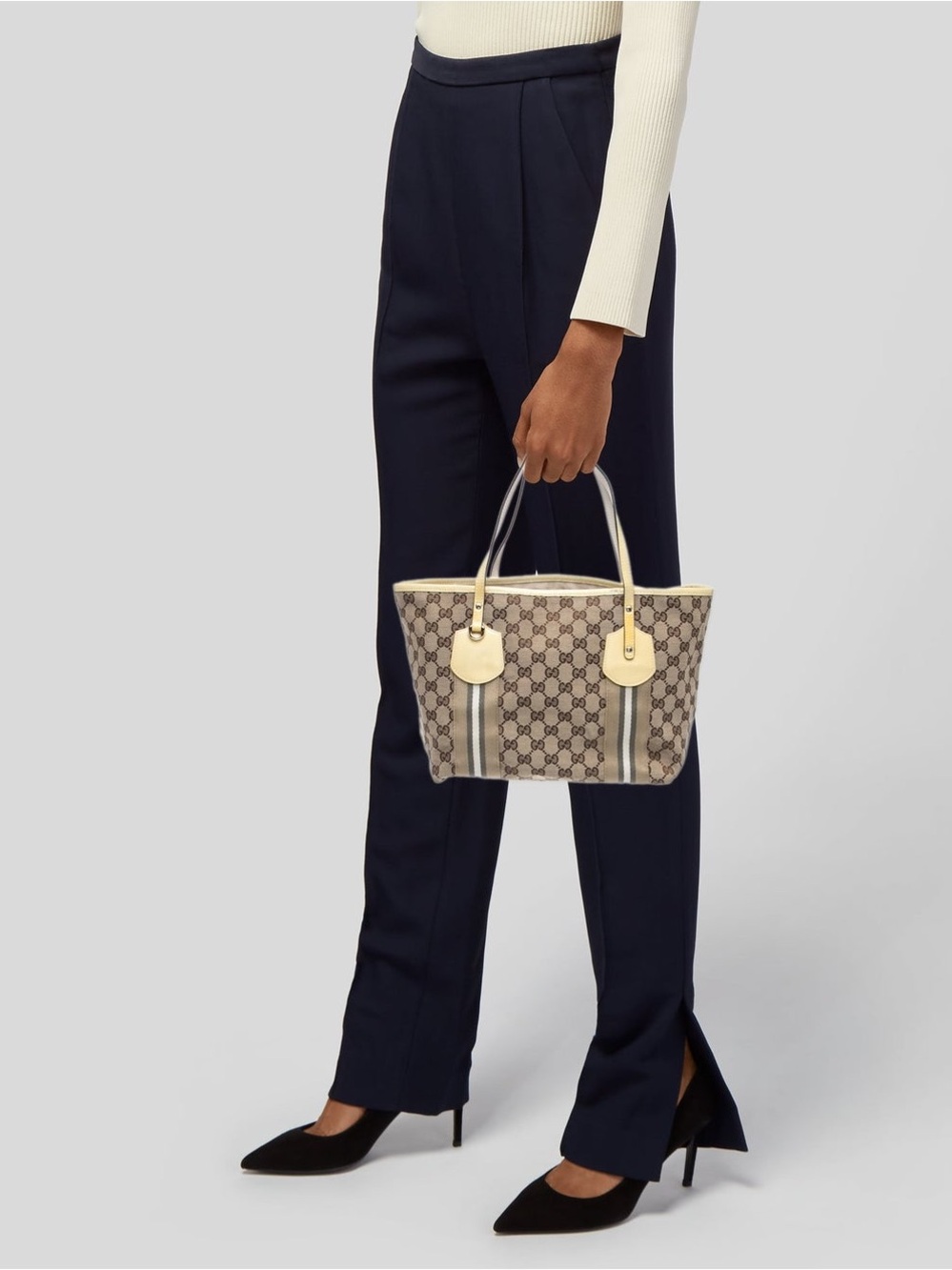 Gucci Beige GG Supreme Canvas Tote - Picture 7 of 7